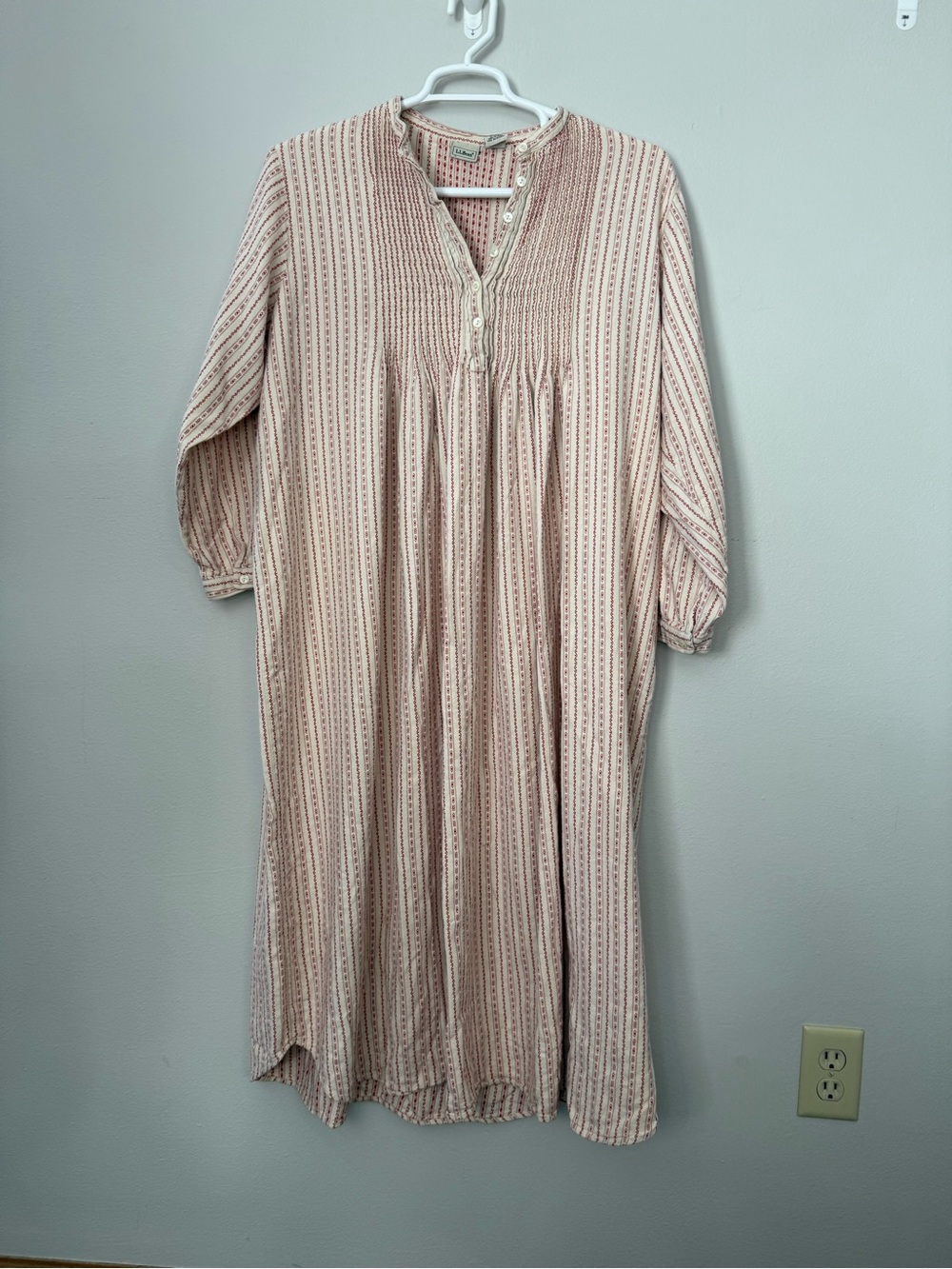 LL BEAN SLEEP SHIRT- SIZE XL - 100% COTTON. LITTLE HOUSE ON THE PRAIRIE VIBES
